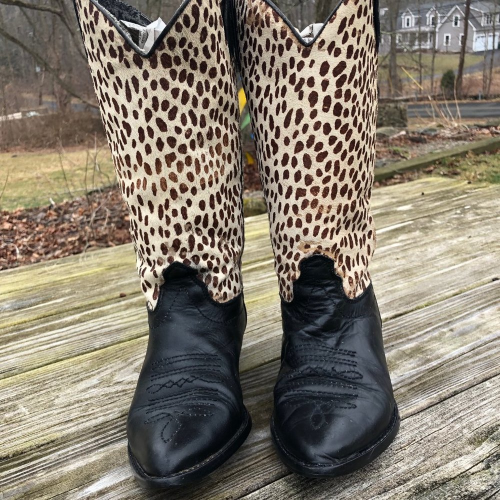 Vintage "Cheetah" Western Cowgirl Boots Size 8B